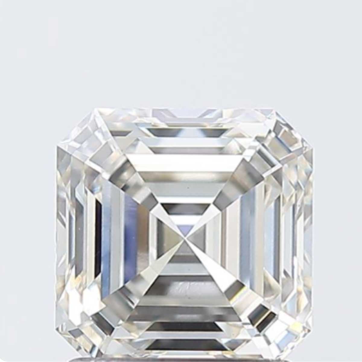 Asscher Shape Lab-Grown Diamonds: Vintage Glamour Meets Sustainable Brilliance.