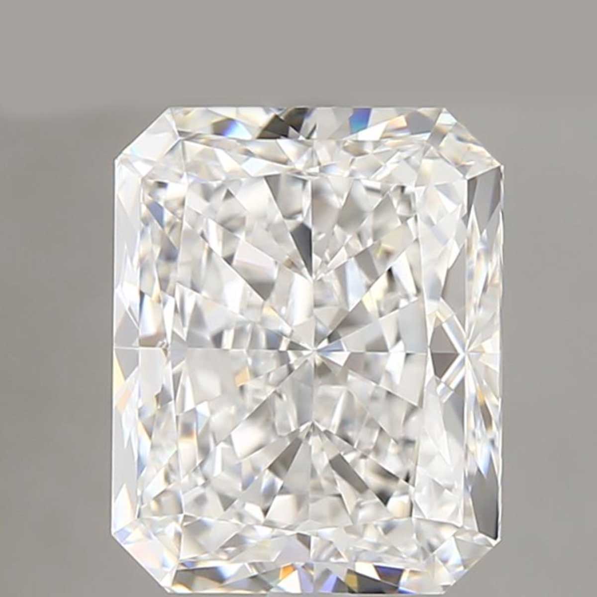Exquisite Radiant Shape Natural Diamonds – Timeless Elegance & Brilliance.