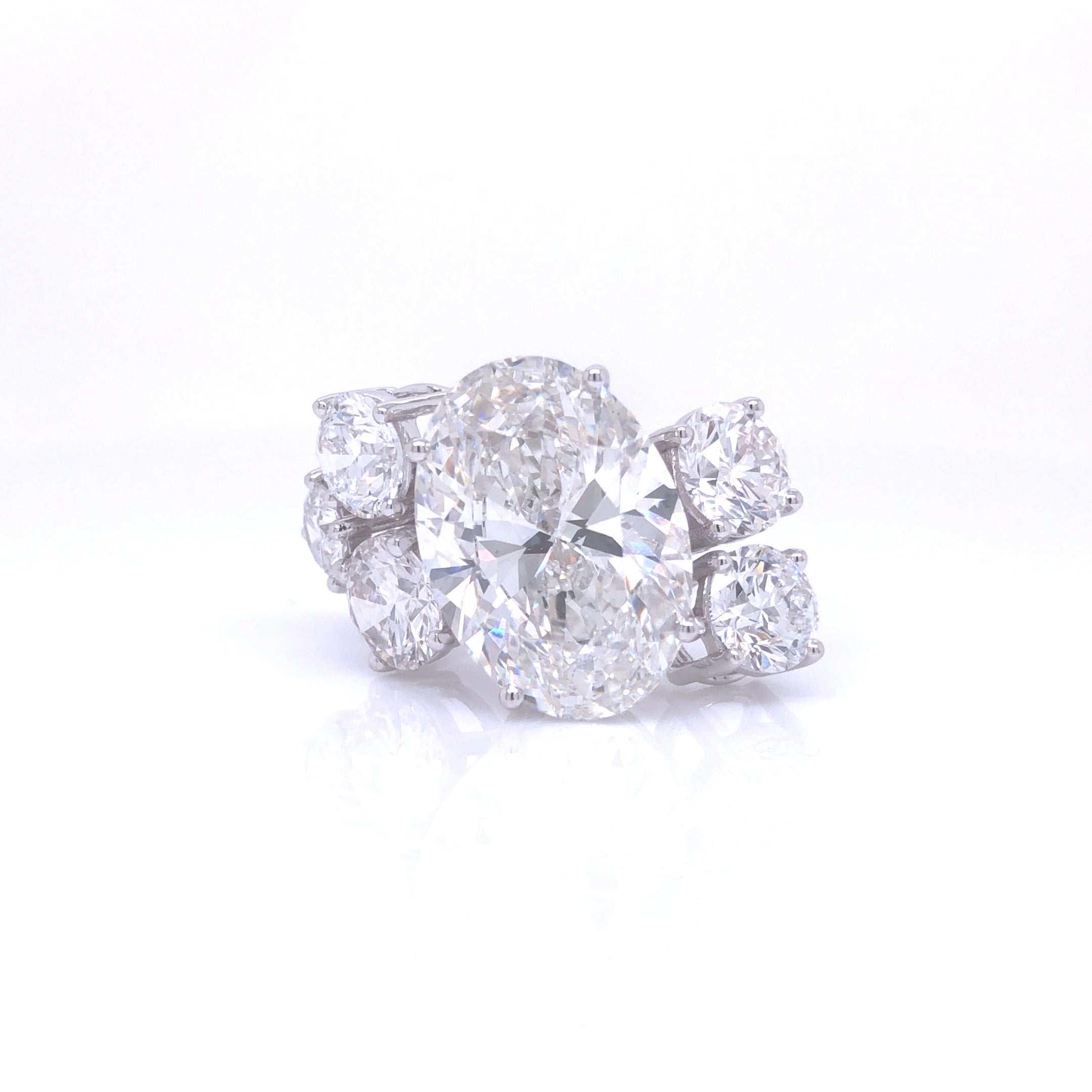 Exquisite Jewelry Collection – Timeless Elegance & Unique Designs.