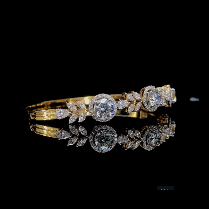 Shine Bright – 5.37 Ct Lab Grown Diamond Bracelet in 18k Yellow Gold