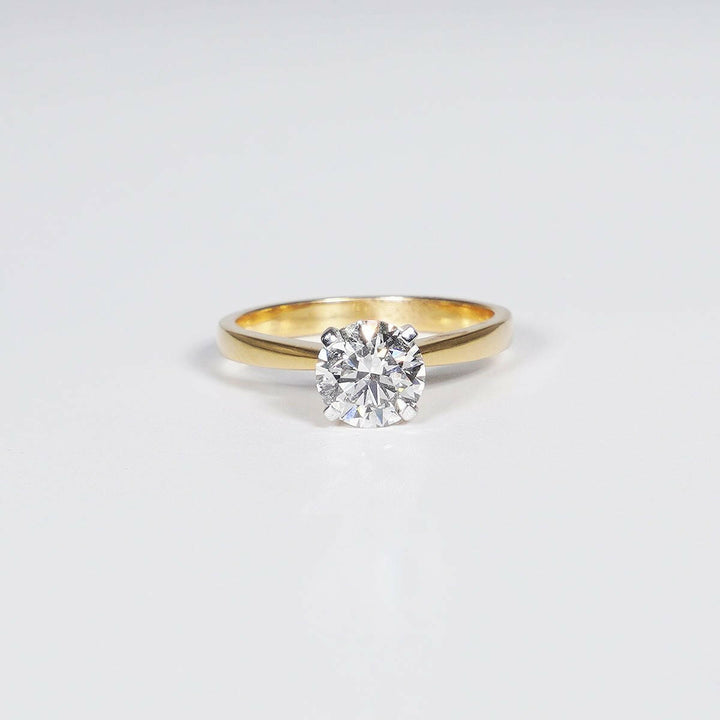 1.20ct Brilliant Round Lab Grown Diamond Ring in 18K Yellow Gold.