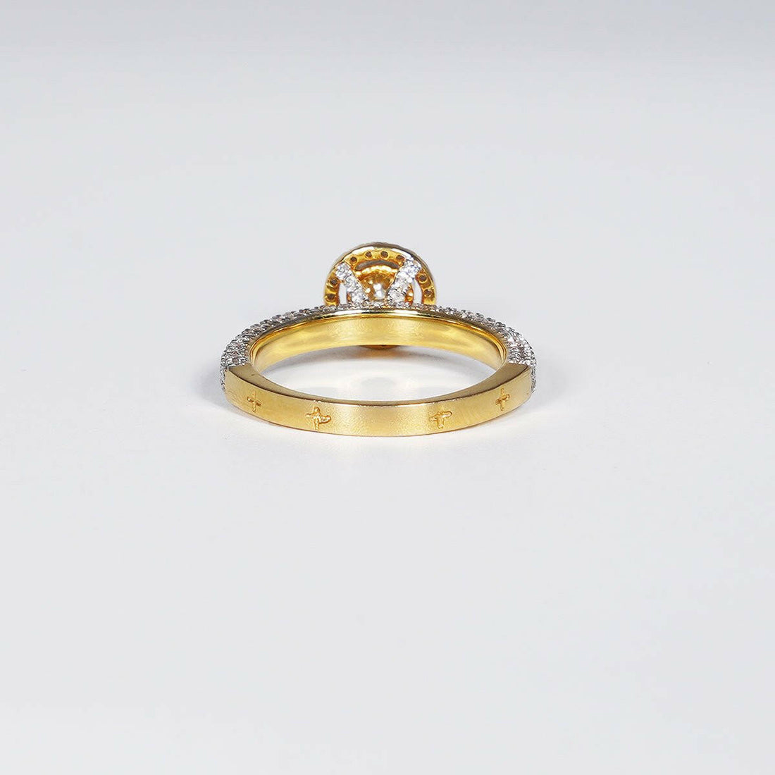 1.28ct Brilliant Round Natural Diamond Ring in 18K Yellow Gold.
