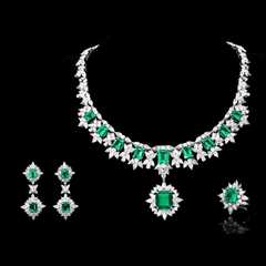 14 k gold studded bridle lab grown diamond and lab grown emerald beautiful necklace