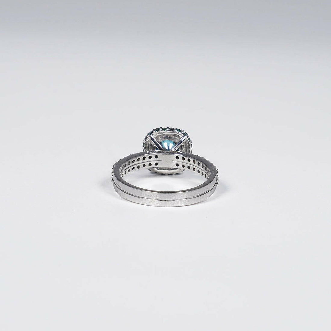 1.45 Carat Round Shape Vivid Blue Lab Grown Diamond Ring in 14K White Gold.