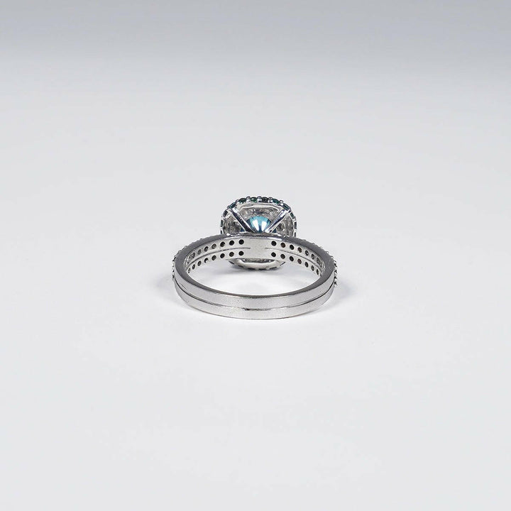 1.45 Carat Round Shape Vivid Blue Lab Grown Diamond Ring in 14K White Gold.