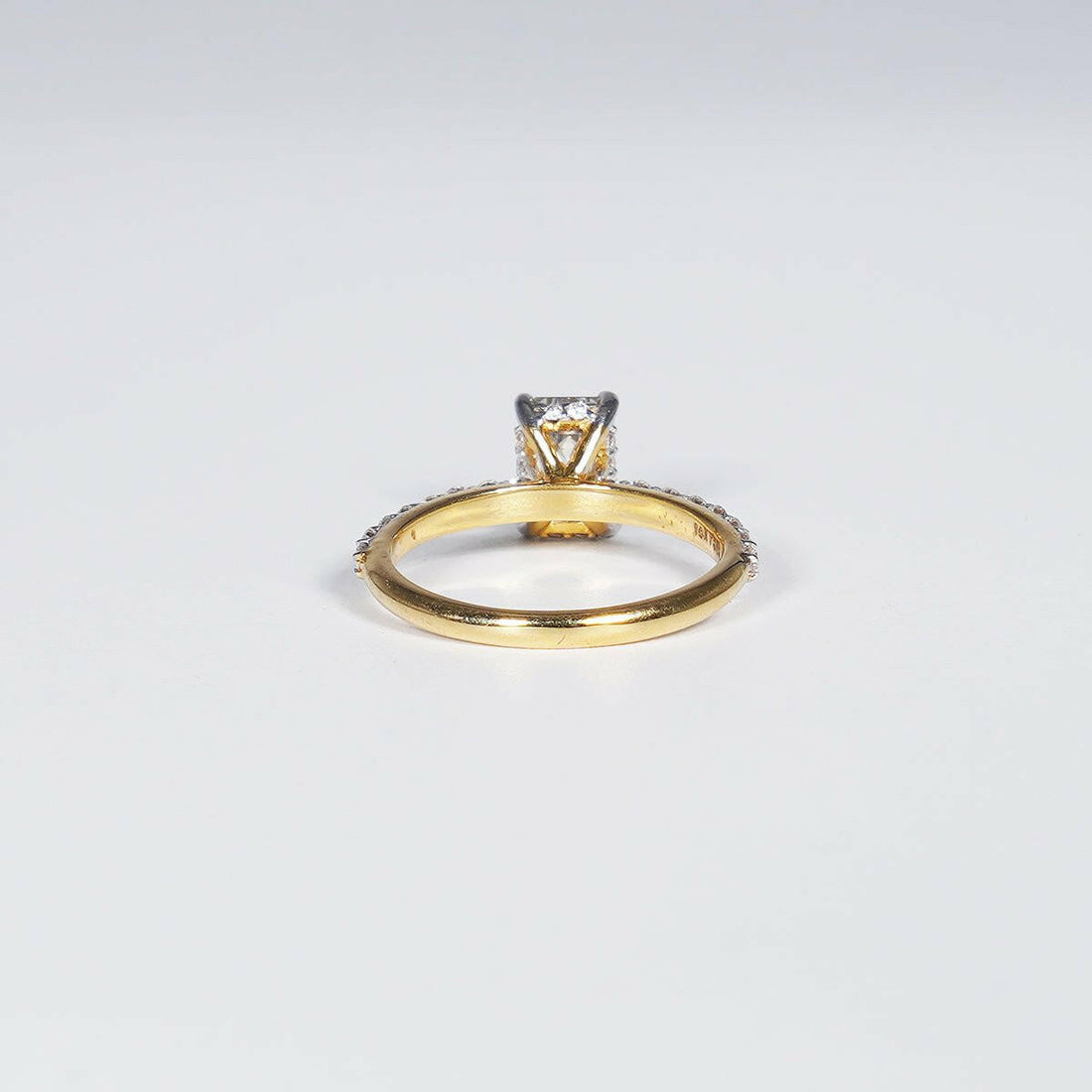 1.70 Carat Emerald Shape Lab Grown Diamond Ring in 14K Yellow Gold.