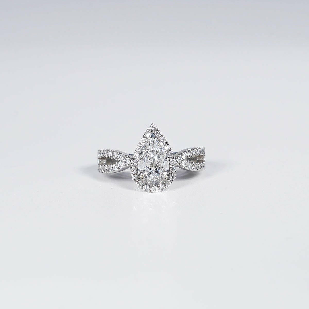 1.70 Carat Pear Shape Lab Grown Diamond Ring in Platinum Gold.