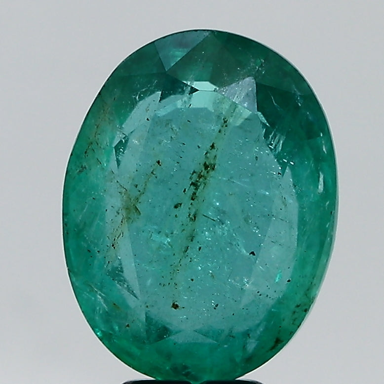 5.53Carat 6.25Ratti Natural Zambian Oval shape Green Emerald Gemstone.