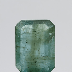 2.85 Carat 3.25 Ratti Natural GIL certified Colombian Octagonal shape Green Emerald Gemstone