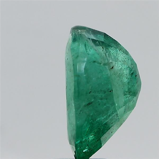 5.03Carat 5.53Ratti Natural Zambian Oval shape Green Emerald Gemstone.