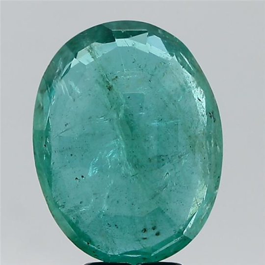 5.53Carat 6.25Ratti Natural Zambian Oval shape Green Emerald Gemstone.