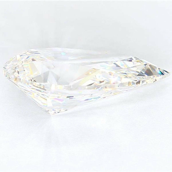 4.01 carat Pear-Shaped Elegance the Timeless Beauty of Lab-Grown Diamond.