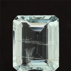 4.72 Carat 5.25 Ratti IGL Certified Natural Brazil Octagon Shape bluish Green Aquamarine Stone.