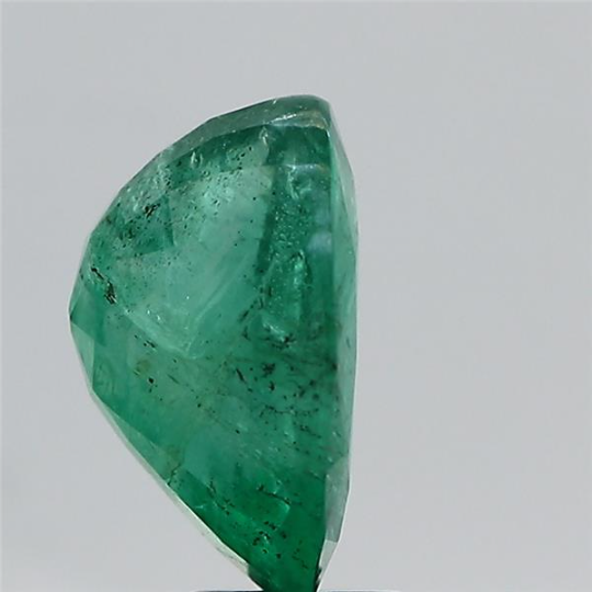5.03Carat 5.53Ratti Natural Zambian Oval shape Green Emerald Gemstone.