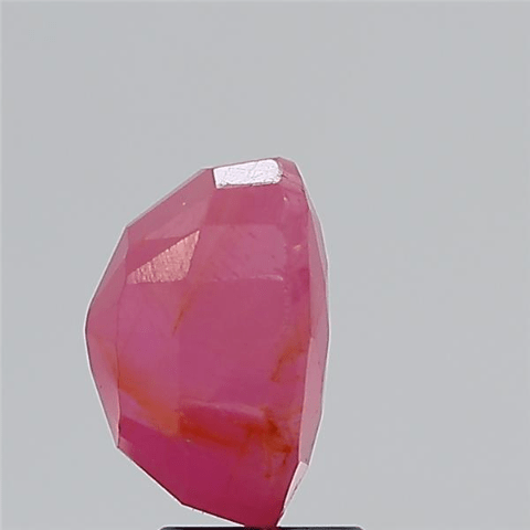 5.25 Carat 6 Ratti Natural Mozambique Oval shape Pinkish-red Ruby Gemstone.