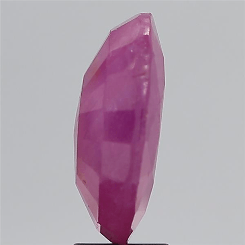 7.35 Carat 8.25 Ratti Natural Africa Oval shape pink Ruby Gemstone.
