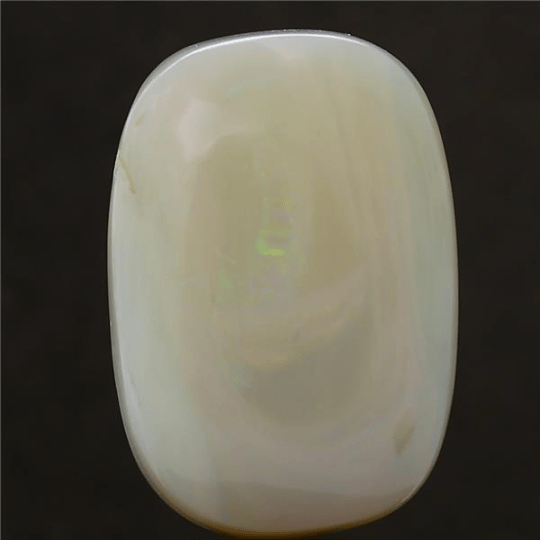 9.8 carat 11 ratti natural Austrailian oval shape opal stone.