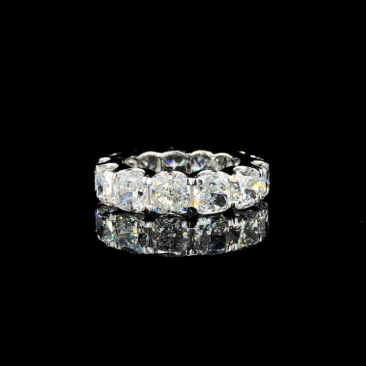Exquisite 18K White Gold Ring with 9.47ct Cushion-Shaped Lab-Grown Diamond.