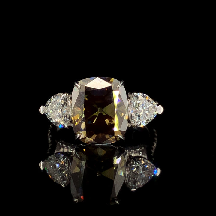 5.95ct Lab-Grown Diamond Green Cushion & Heart Shape Ring In 14k White Gold