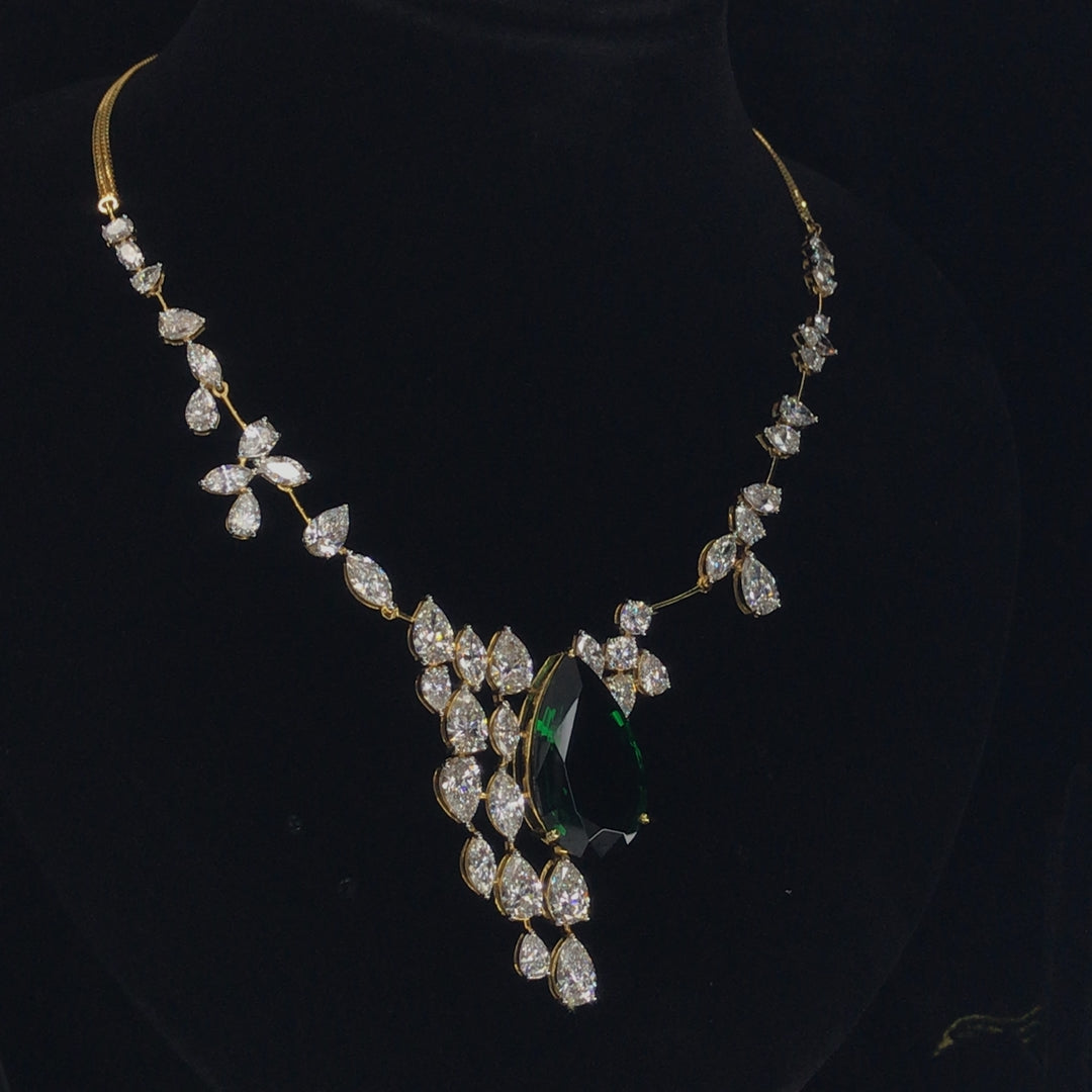 Golden Grandeur: 19.94ct Synthetic Stone & 19.02ct Lab-Grown Diamond Necklace Set in 14K Yellow Gold