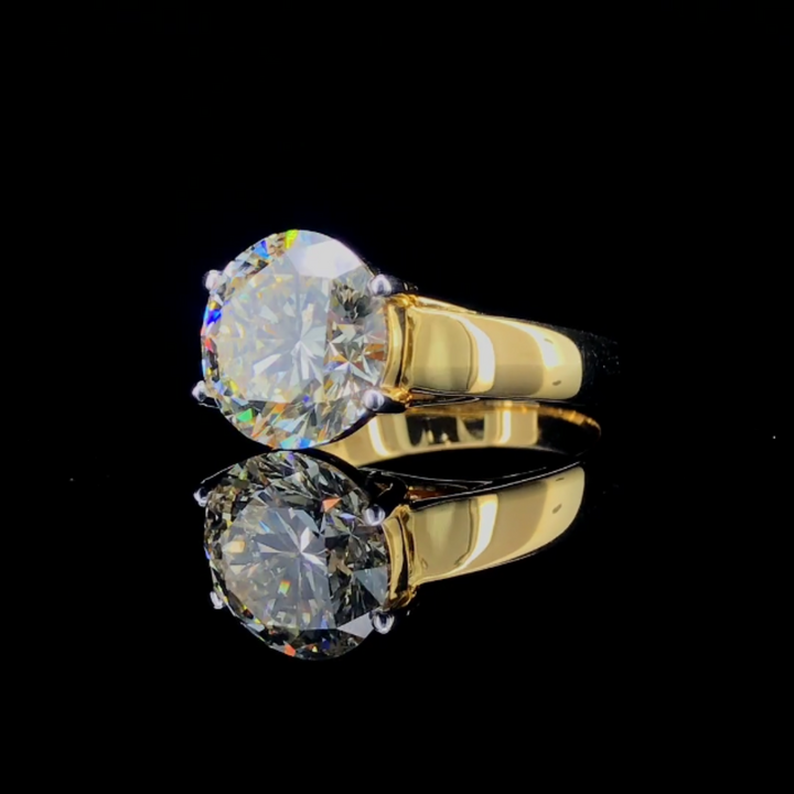 Exquisite 6.02 Ct Lab Diamond Ring in Pure 18K Yellow Gold
