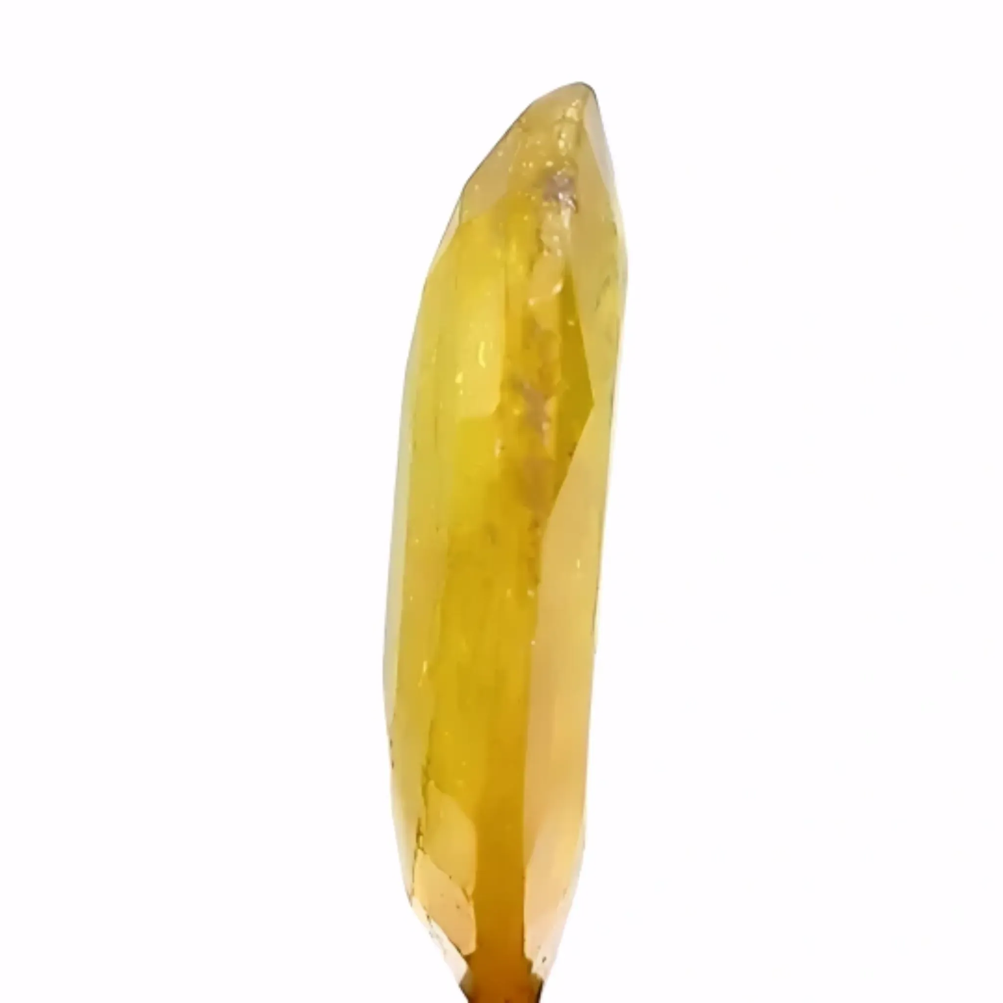 4.15ct Genuine Yellow Sapphire (Heated & treat) – Bangkok Origin – Lustrous & Elegant