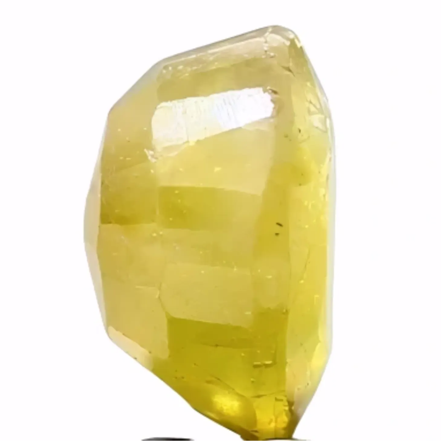 3.05ct Natural Yellow Sapphire – Heated Gemstone from Bangkok – Vivid Golden Hue