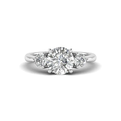 A Shining White Gold with 2ct Brilliant Round Lab-Grown Diamond Ring