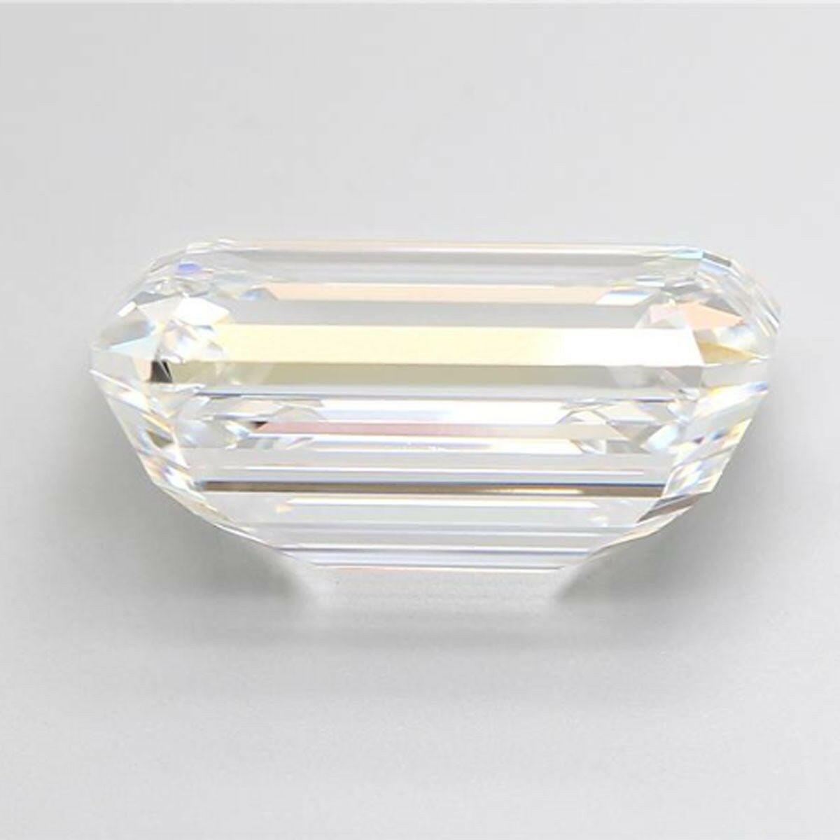 Emerald Shaped 10.46 carat Lab Grown Diamond for a Luxurious Look.