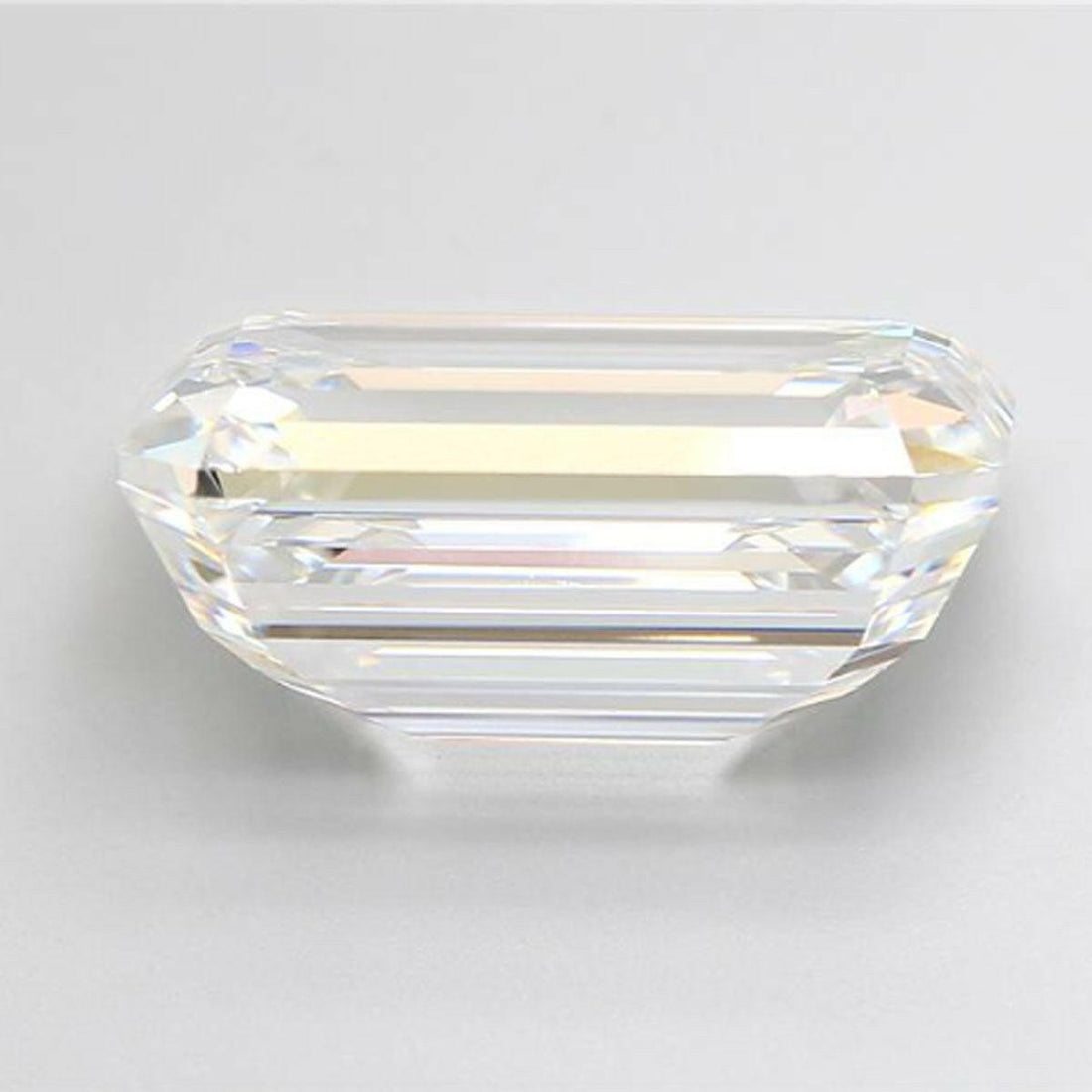 Emerald Shaped 10.46 carat Lab Grown Diamond for a Luxurious Look.