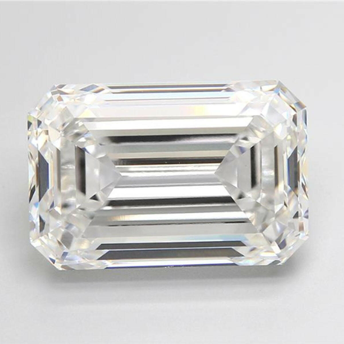 Emerald Shaped 10.46 carat Lab Grown Diamond for a Luxurious Look.