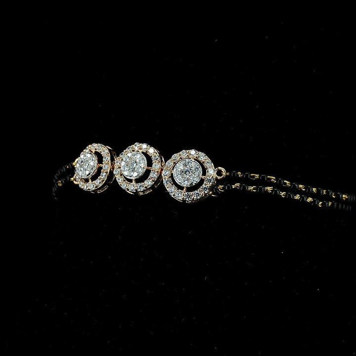 Enchanting Elegance: The 18K Gold 1.305ct Diamond-Studded Chain Bracelet.
