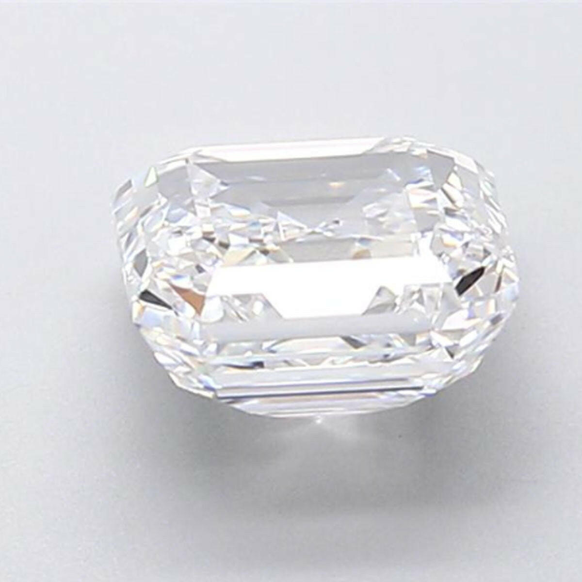 Exploring the Gorgeous 1.88 carat Asscher Cut Lab Grown Diamond.