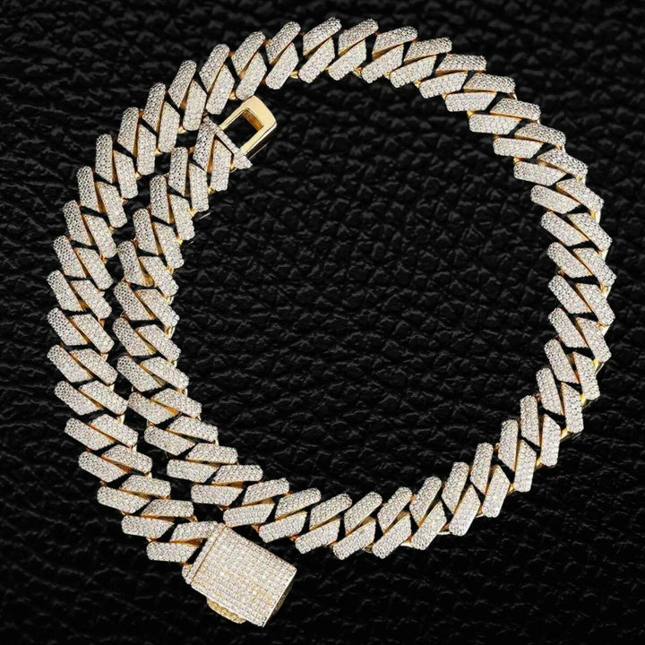 Majestic Opulence: 14K Gold 22ct Lab-Grown Diamond Cuban Necklace.