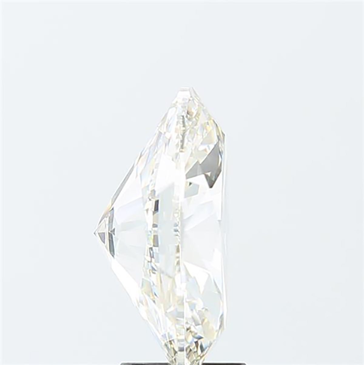 Oval cut 5.02 carat lab grown diamond.