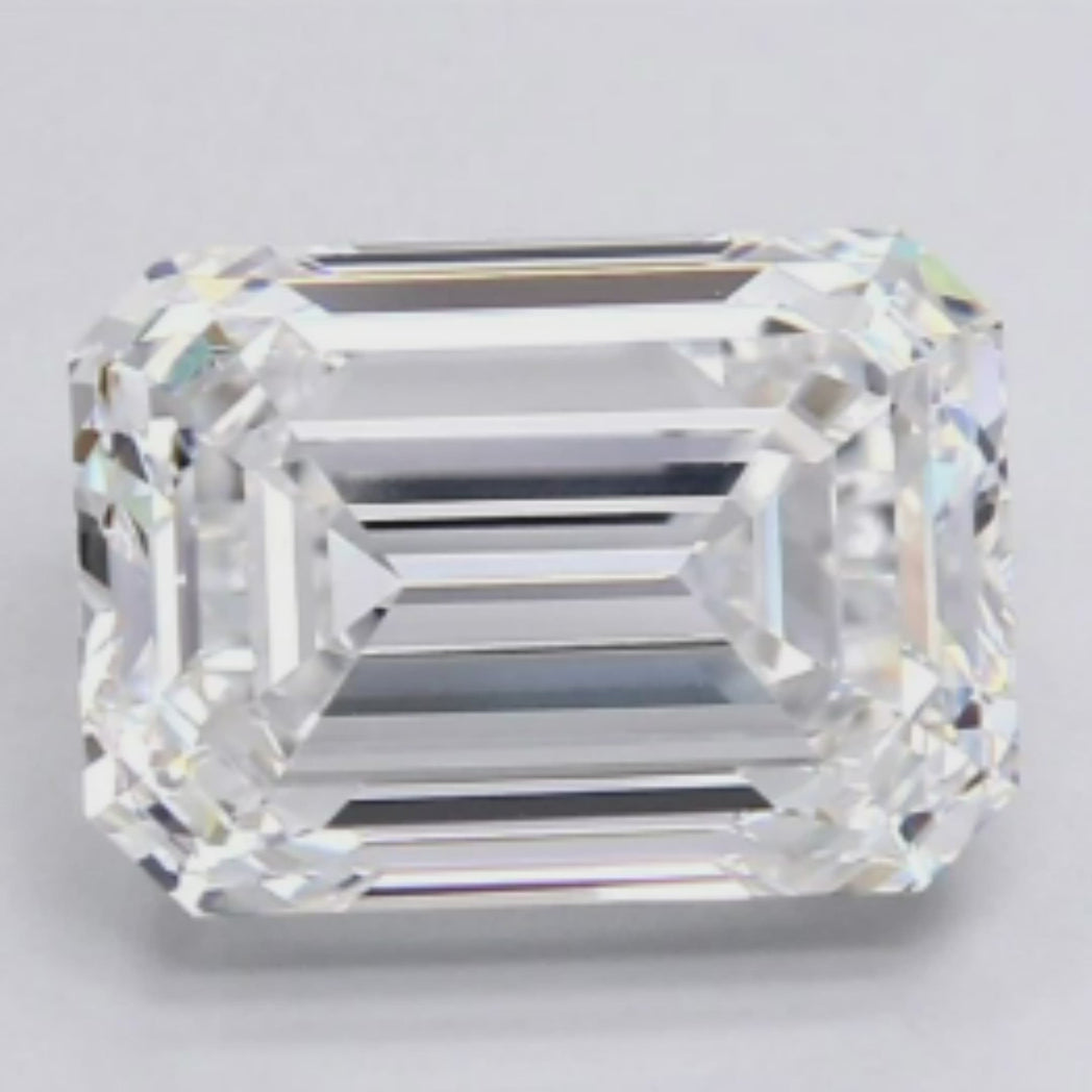 The Uniqueness of 4.22 carat Emerald Cut Lab Grown Diamond.