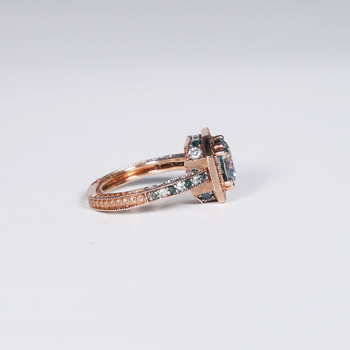Stunning 3.36ct Vivid Blue Lab Grown Diamond Ring in 14K Rose Gold.