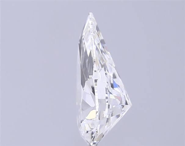 The 2.16 CT F VVS1 Lab-Grown Diamond: A Pinnacle of Modern Elegance and Innovation.