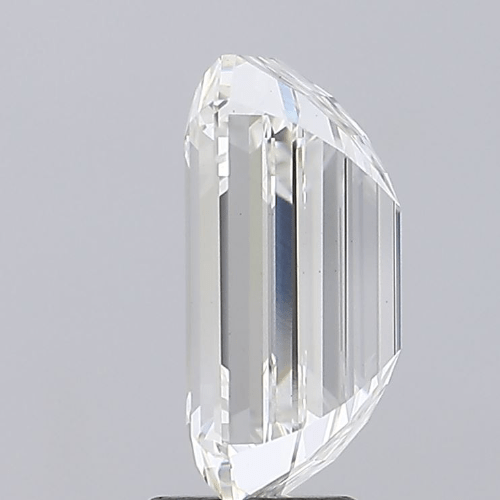 The Quintessence of Modern Elegance: A Detailed Exploration of the 2.77 Carat G VS1 Lab-Grown Diamond.