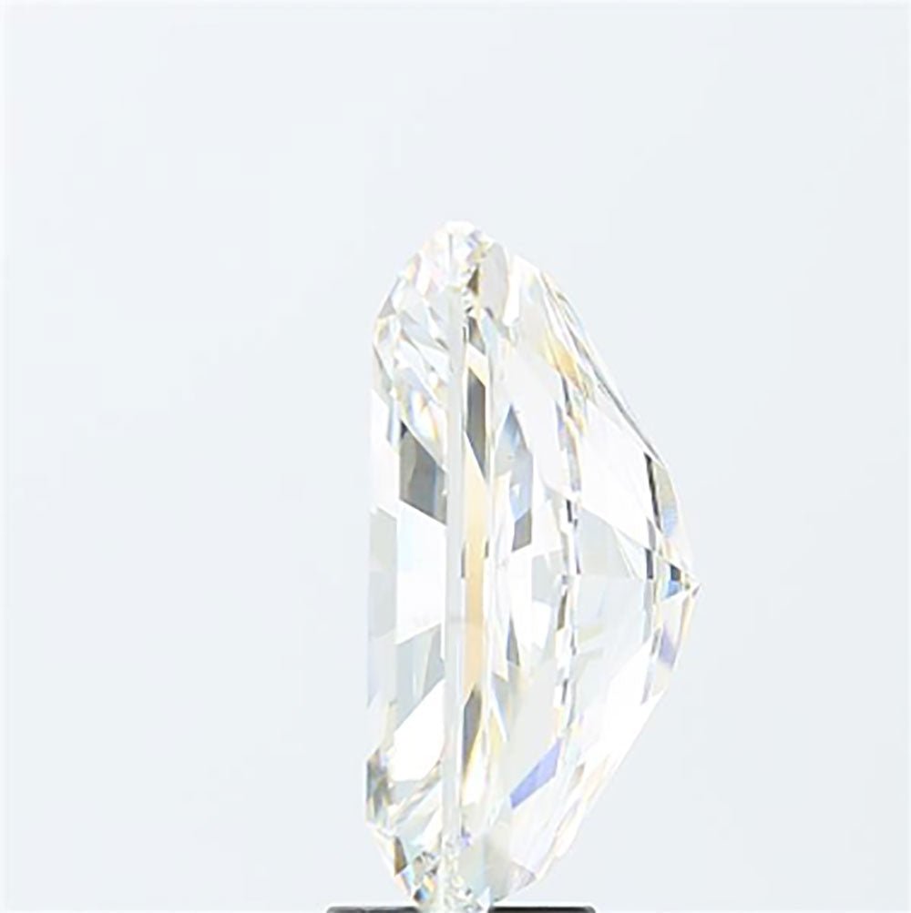 The Radiant Shape 10.03ct Lab Grown Diamond.
