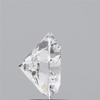 Unveiling the Brilliance of the 2.15 Carat E VVS2 Lab-Grown Diamond: A Comprehensive Study of Modern Elegance and Ethical Excellence.